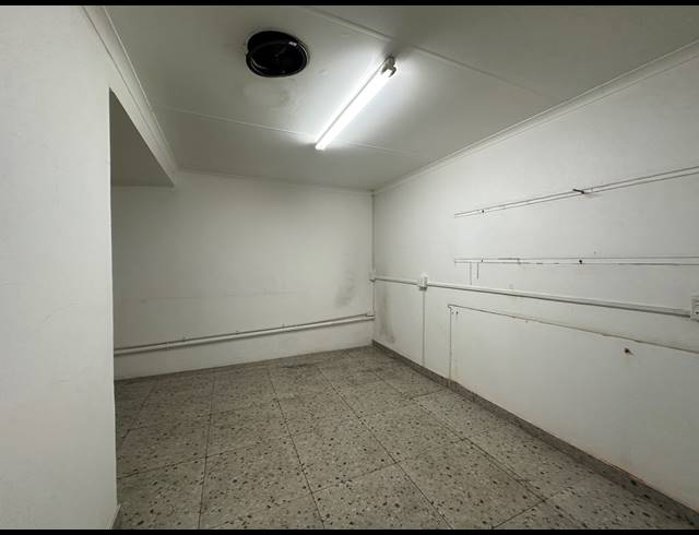200M² WAREHOUSE TO LET IN HIGHVELD